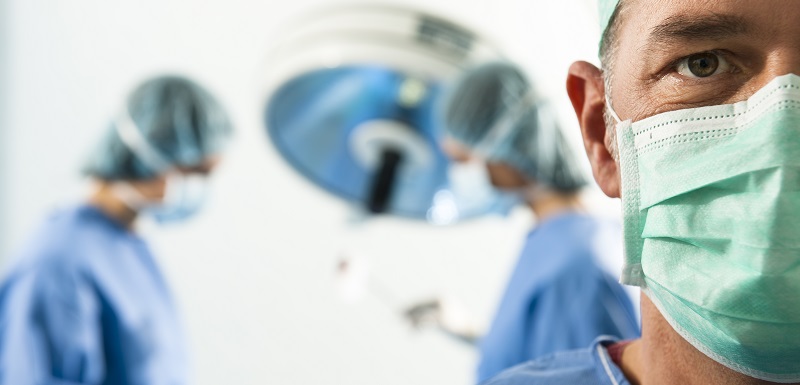 Cancer avancé de la prostate : opérer ou pas ?